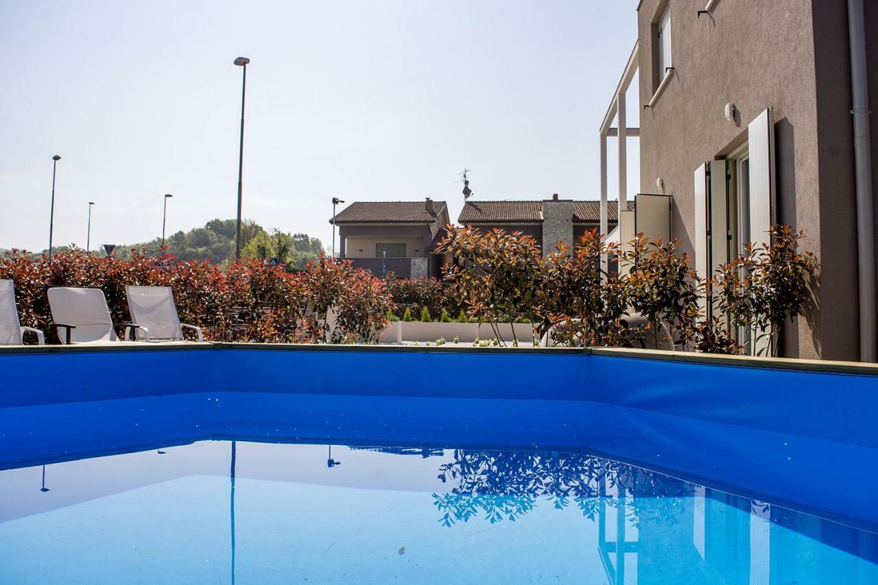 Home Suites Home Salionze ภายนอก รูปภาพ