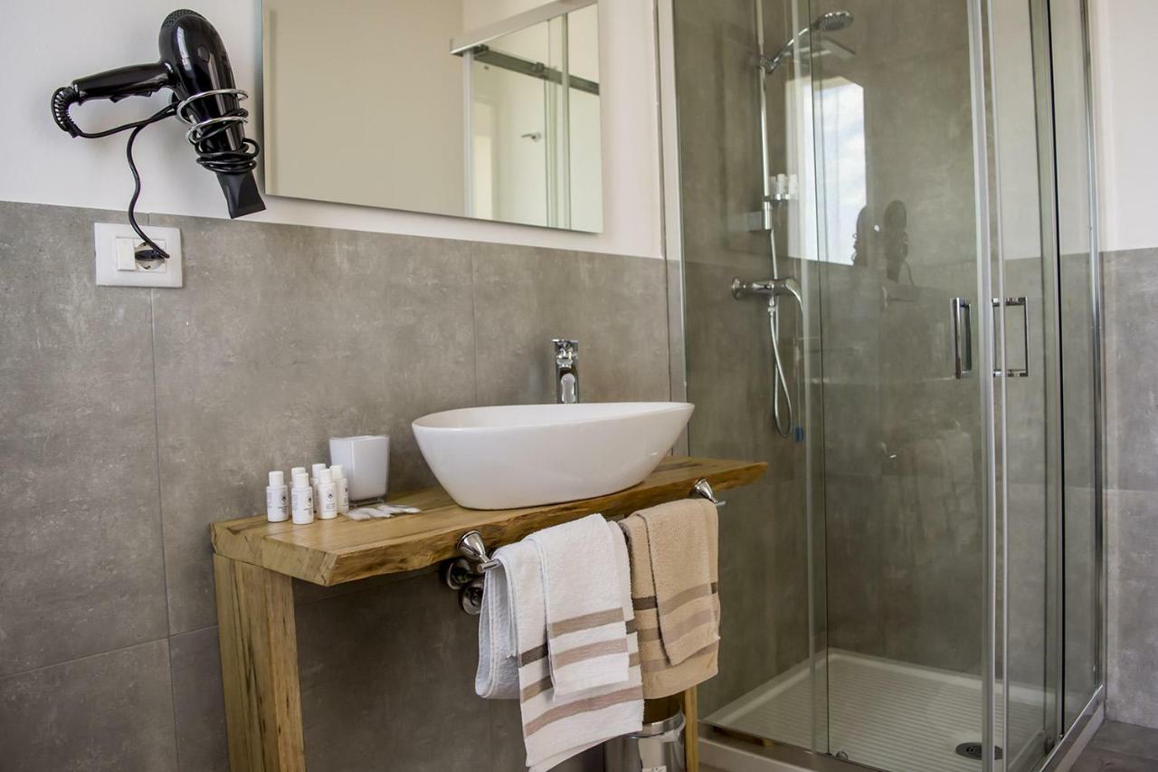 Home Suites Home Salionze ภายนอก รูปภาพ